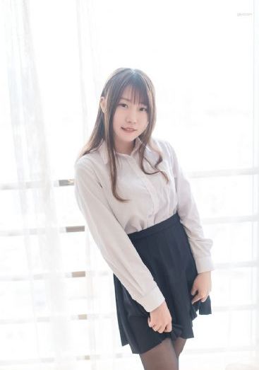 小蜜桃四_迅雷在线观看
